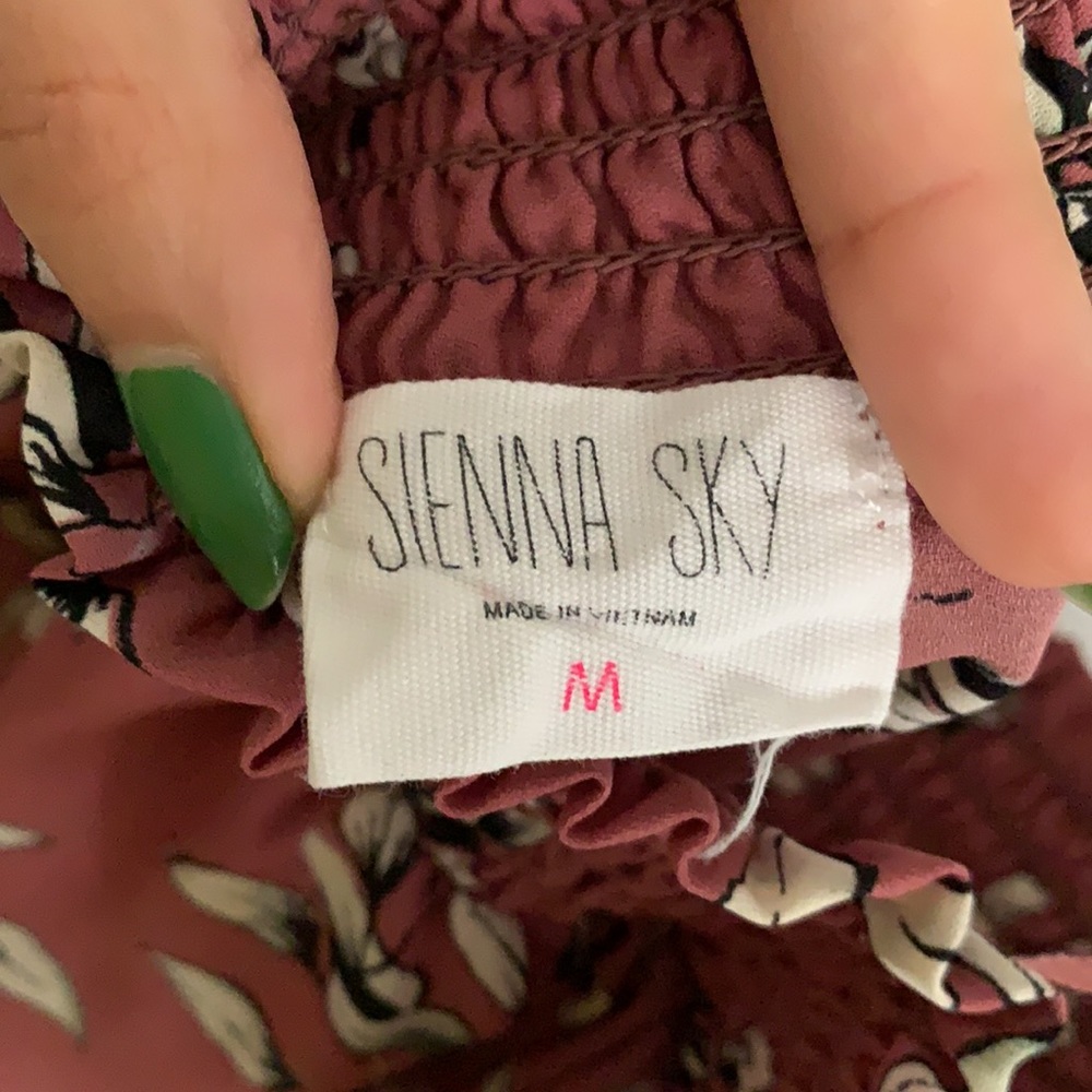 Sienna Sky off shoulder blouse - Picture 3 of 3